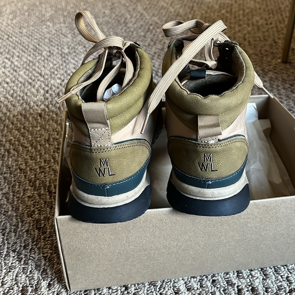 Madewell High-top Trainer Sneaker in (Re)sourced Nylon and Suede - Picture 10 of 11